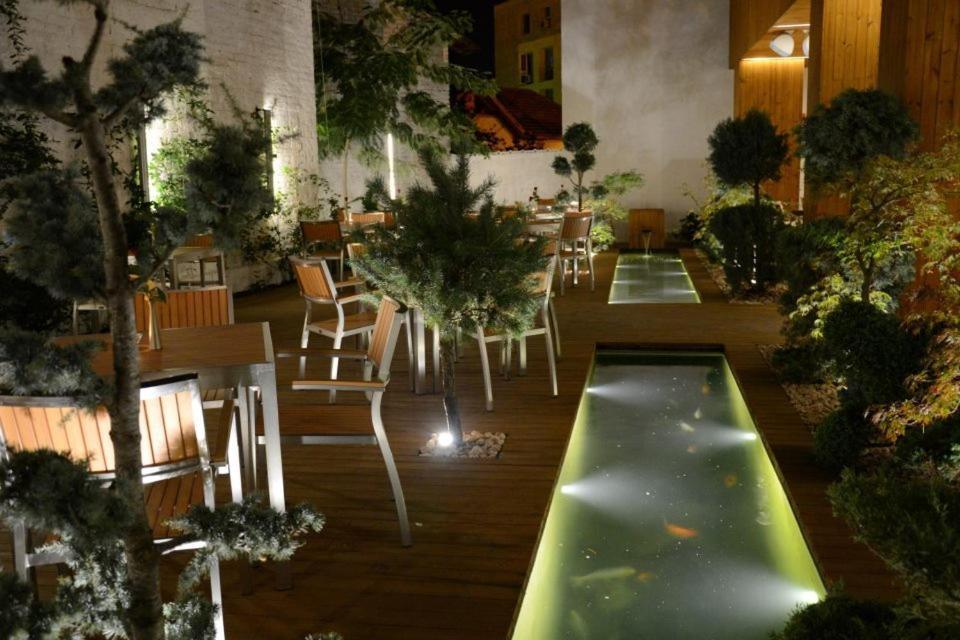 Zenti Plaza Hotel Дробета-Турну-Северин Экстерьер фото